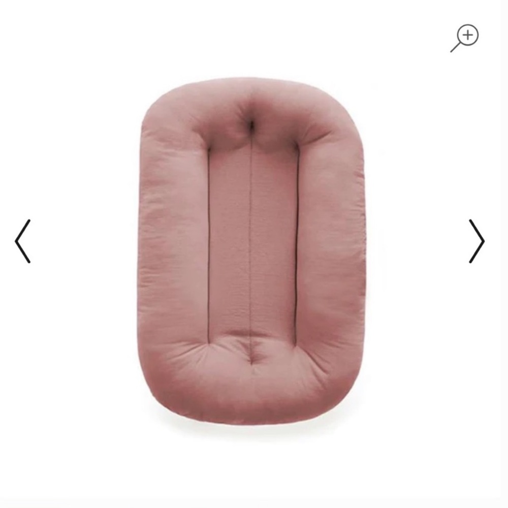 Snuggle Me Infant Lounger + Cover